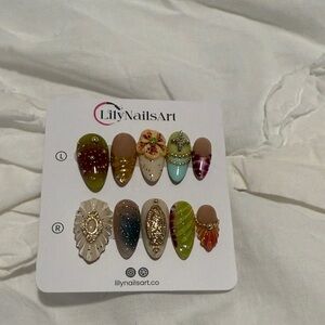 Elegant Press-On Nails Set